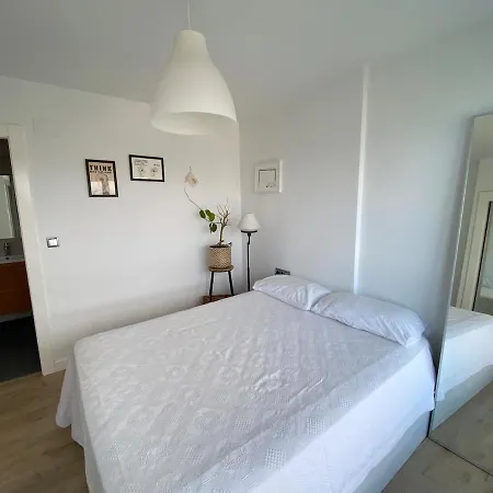 Incredible Sunny Apartment By The Sea * Bareno