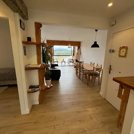 Incredible Sunny Apartment By The Sea Appartement *